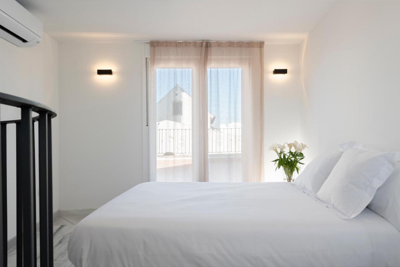 Magno Apartments San Gil - Shared Jacuzzi Sevilla Eksteriør bilde